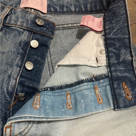 Revice Matchmaker Jeans size 28. Like new! - Picture 3 of 8